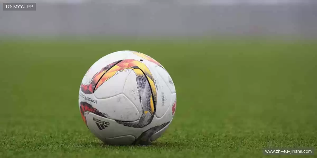 🎉【互动狂欢】弹幕刷屏，竞猜赢取球星签名！